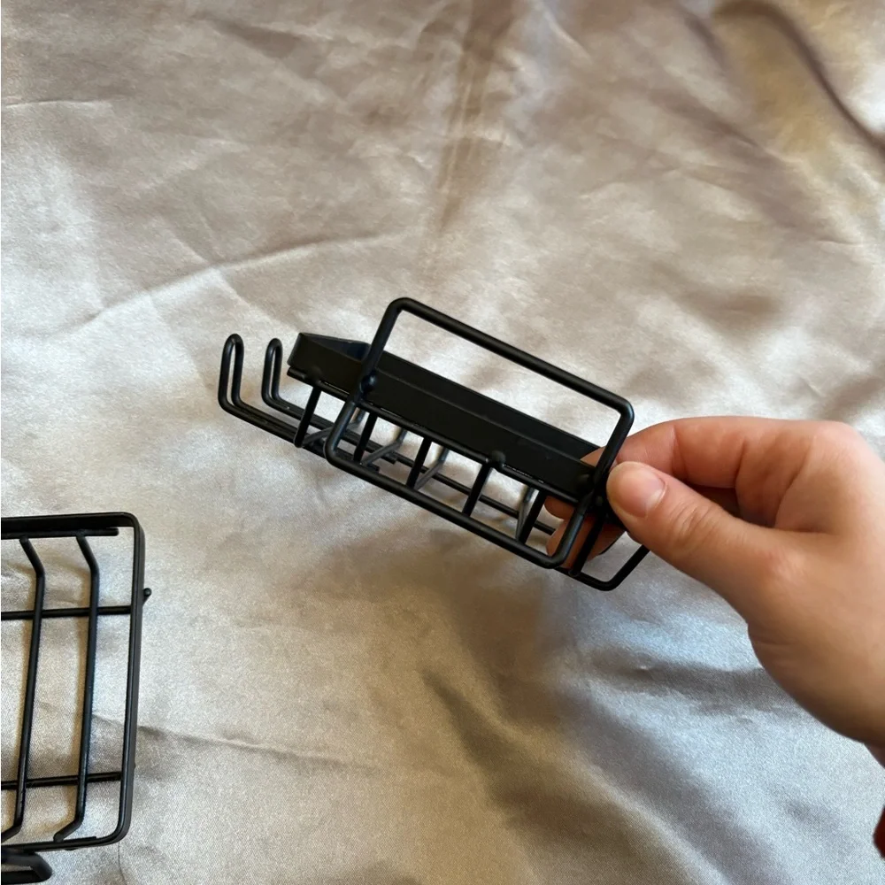Set of 2 Black Metal Soap/Loofah Holders